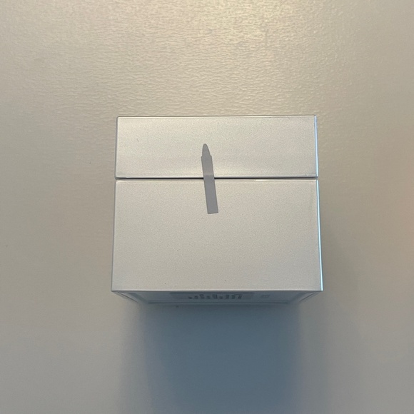 NEW SEALED NARS Aqua Gel Luminous Oil-Free Moisturizer 50ml - Picture 5 of 5